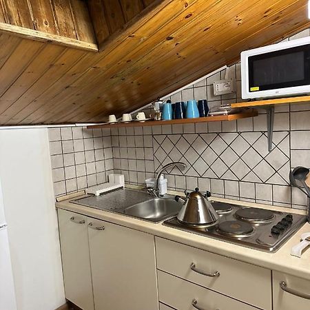 La Mansarda Di Melo Lägenhet CTA Exteriör bild